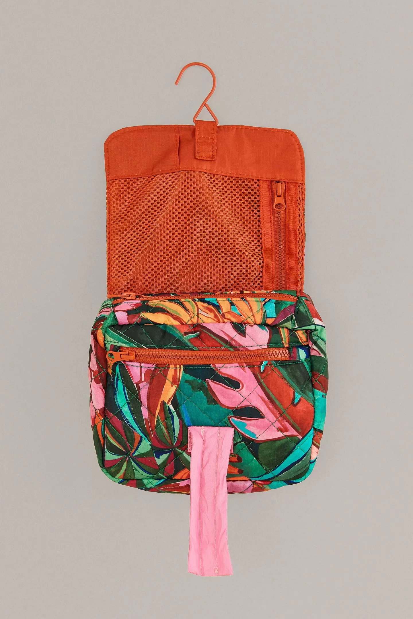 FARM Rio  BANANA FOLIAGE CARRY THE SUN POUCH