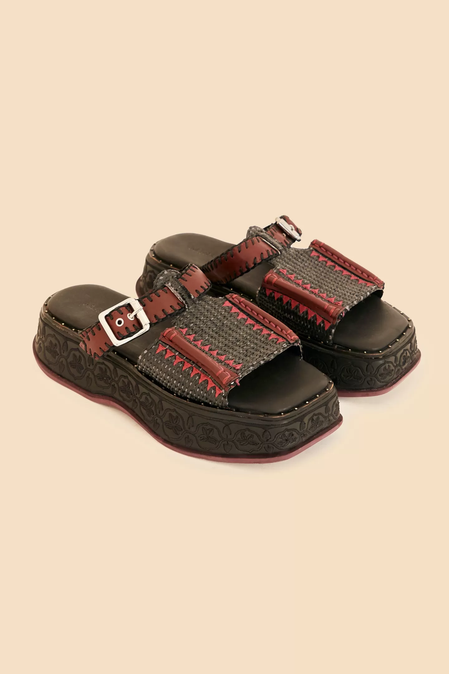 FARM Rio  BLACK FLATFORM MULE