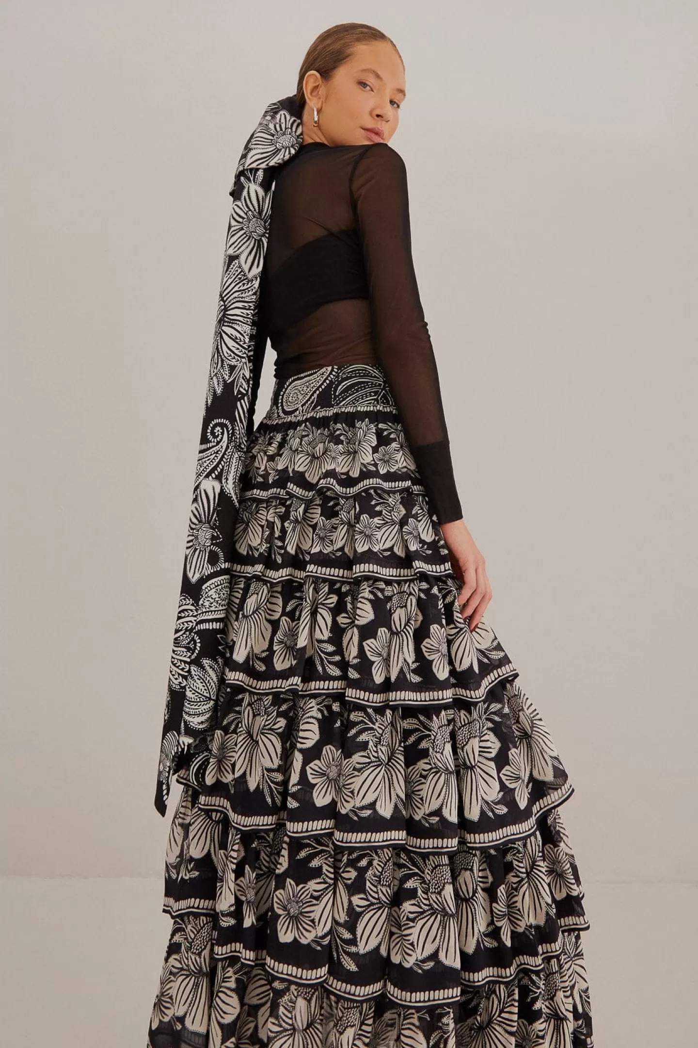 FARM Rio  BLACK PAISLEY BLOOM TIERED SKIRT