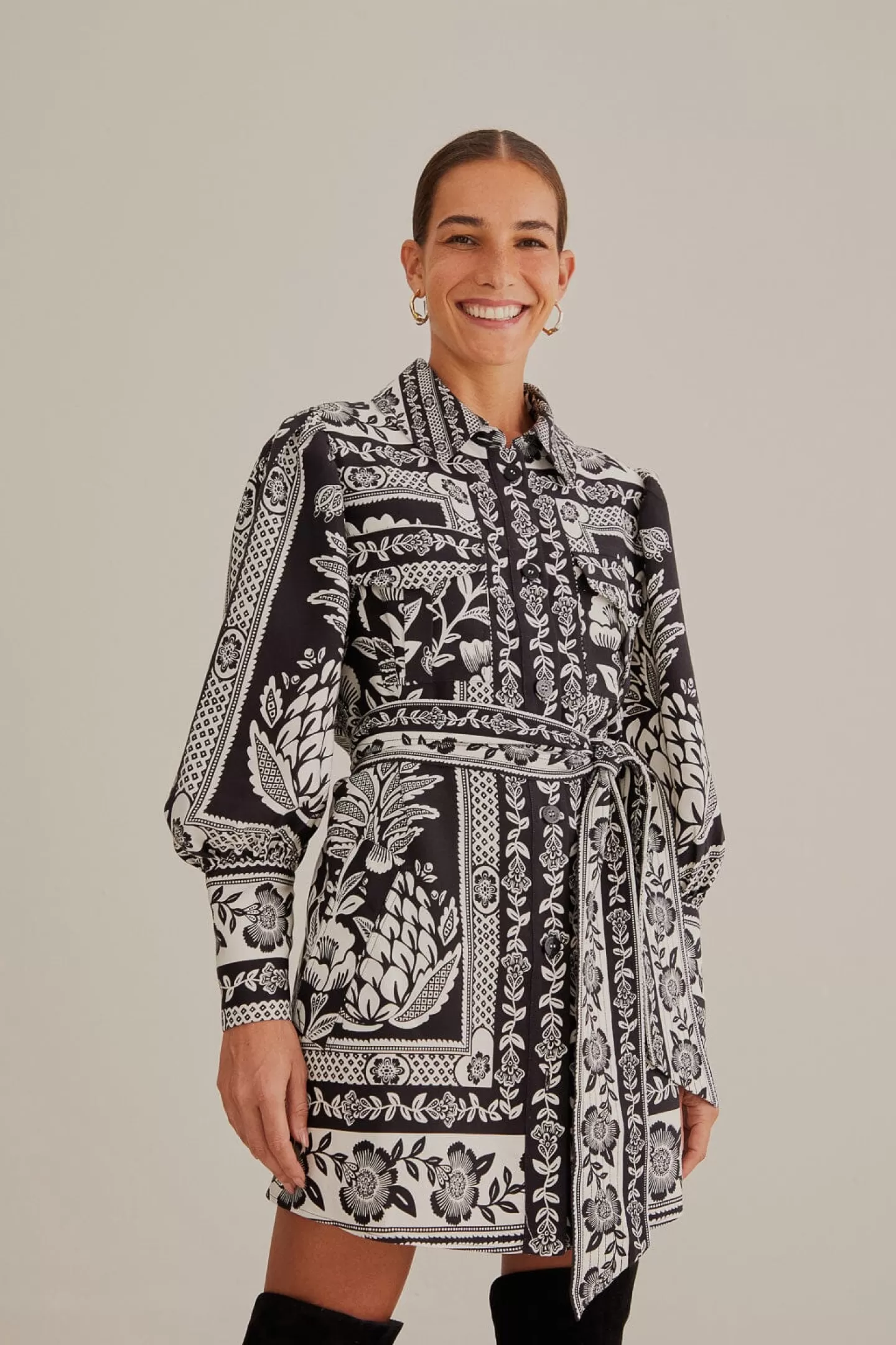 FARM Rio  BLACK PINEAPPLE GARDEN LONG SLEEVE SHIRTDRESS