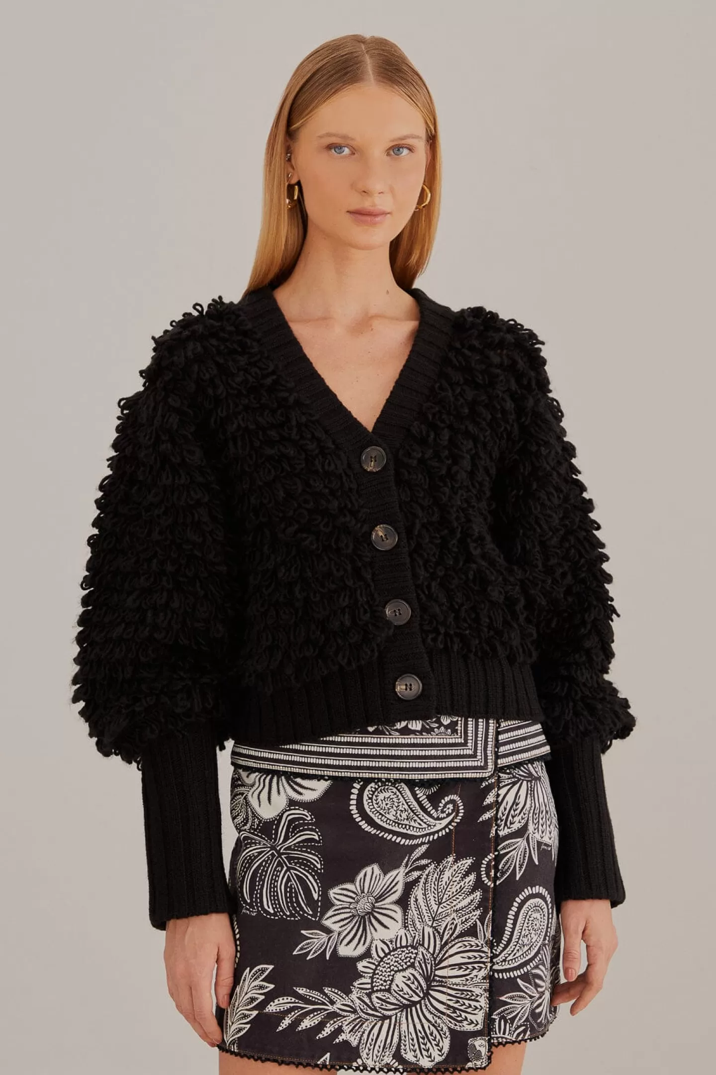 FARM Rio  BLACK TEXTURED V NECK CARDIGAN