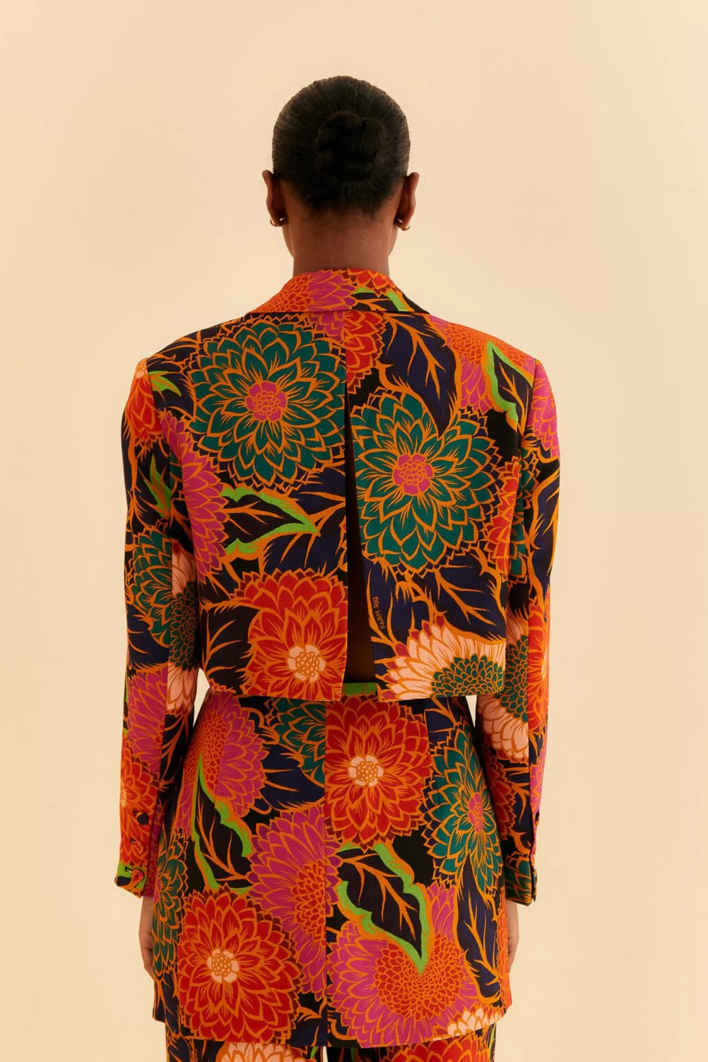 FARM Rio  BLACK VINTAGE GARDEN CUT OUT BLAZER