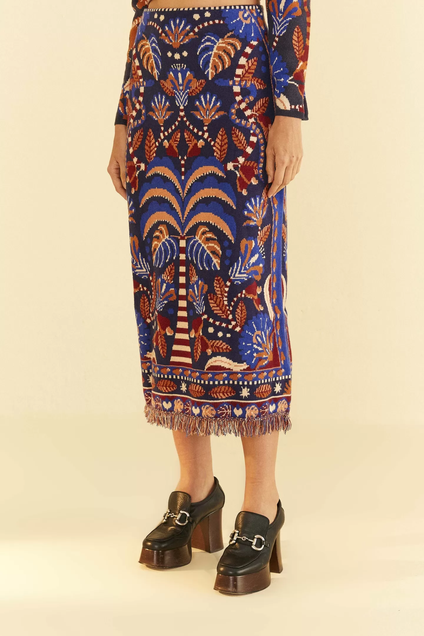 FARM Rio  BLUE NATURE BEAUTY SCARF KNIT MIDI SKIRT