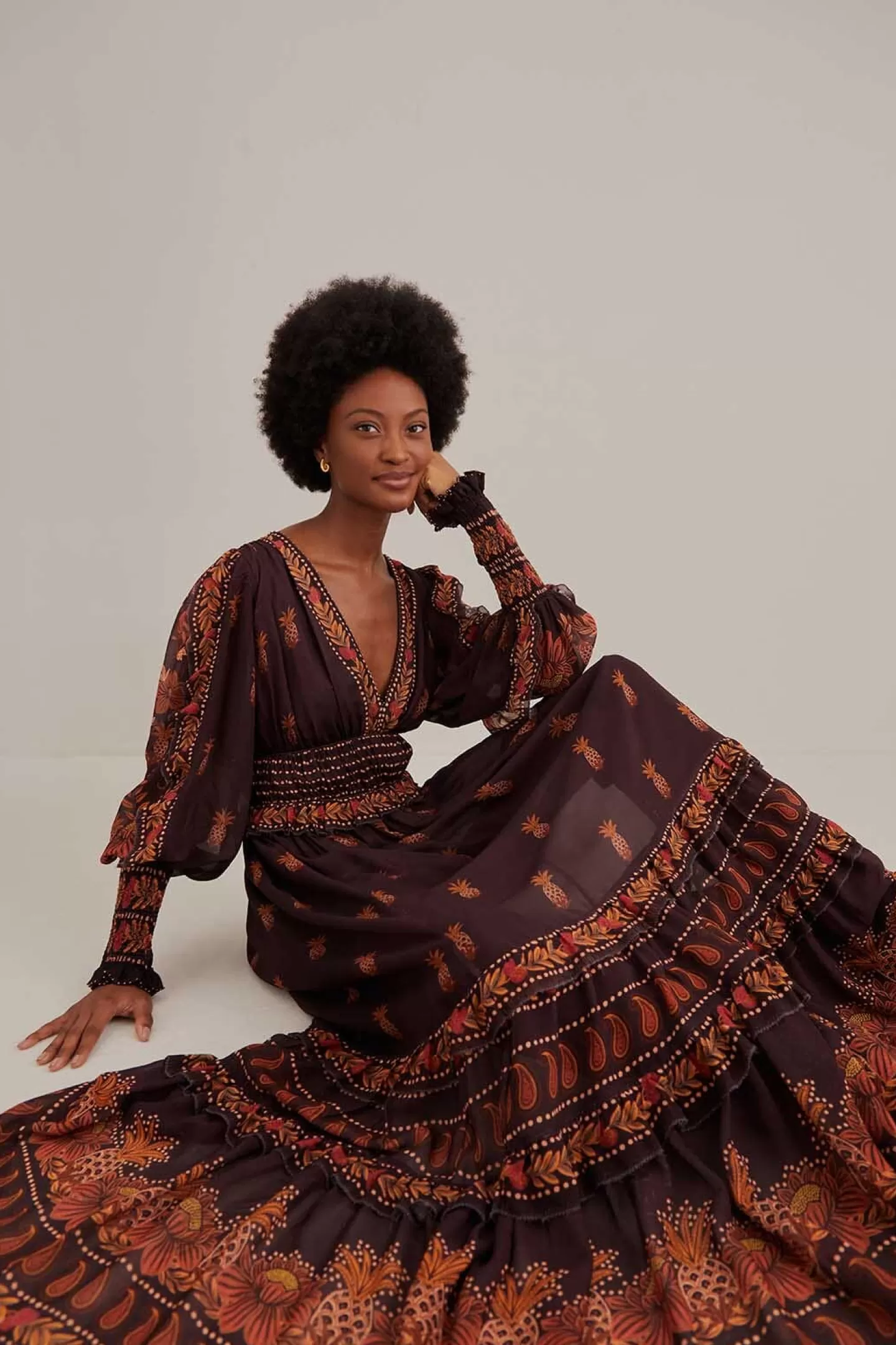 FARM Rio  BROWN PAISLEY BLOOM LONG SLEEVE MAXI DRESS