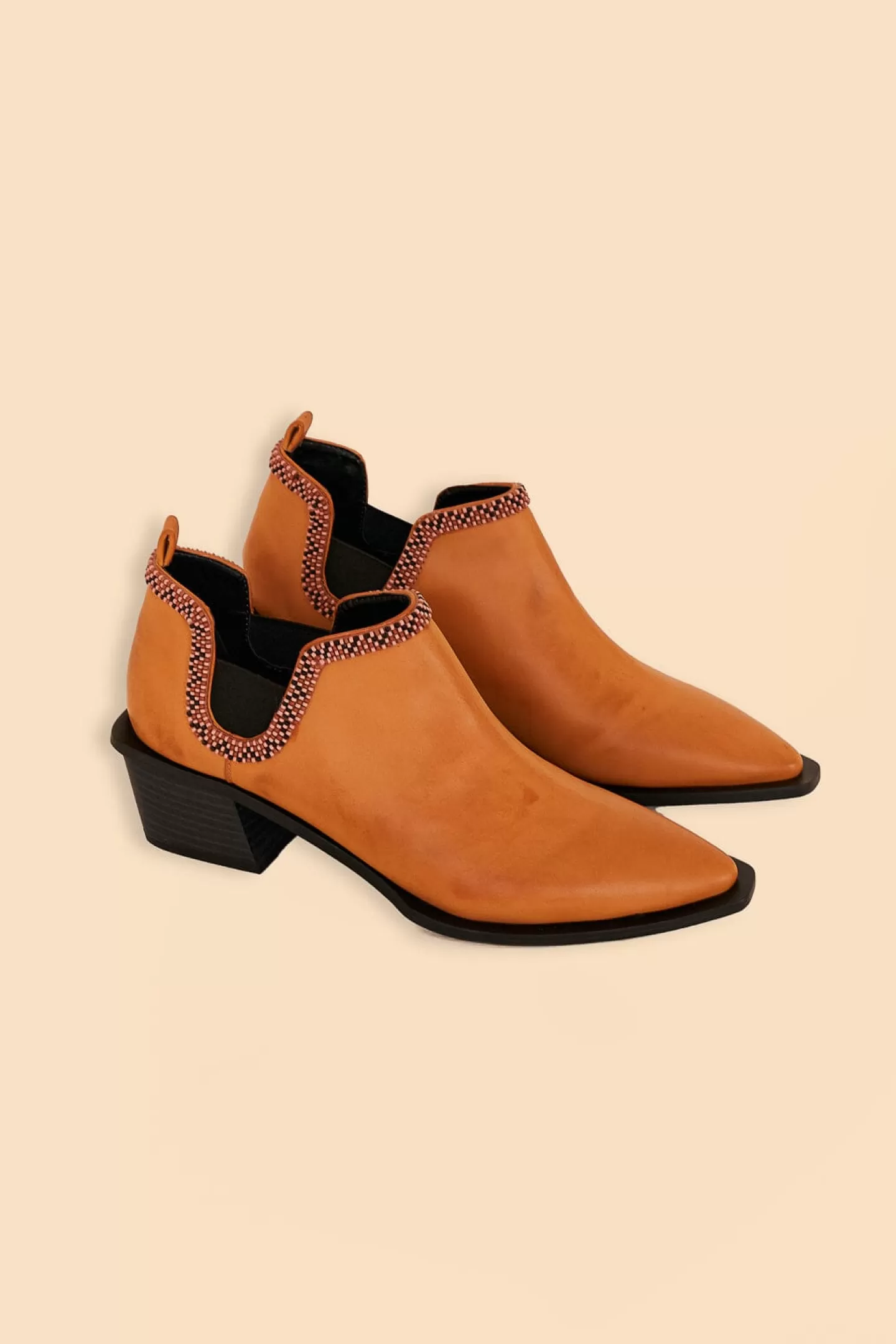FARM Rio  CARAMEL LOW CUT BOOT