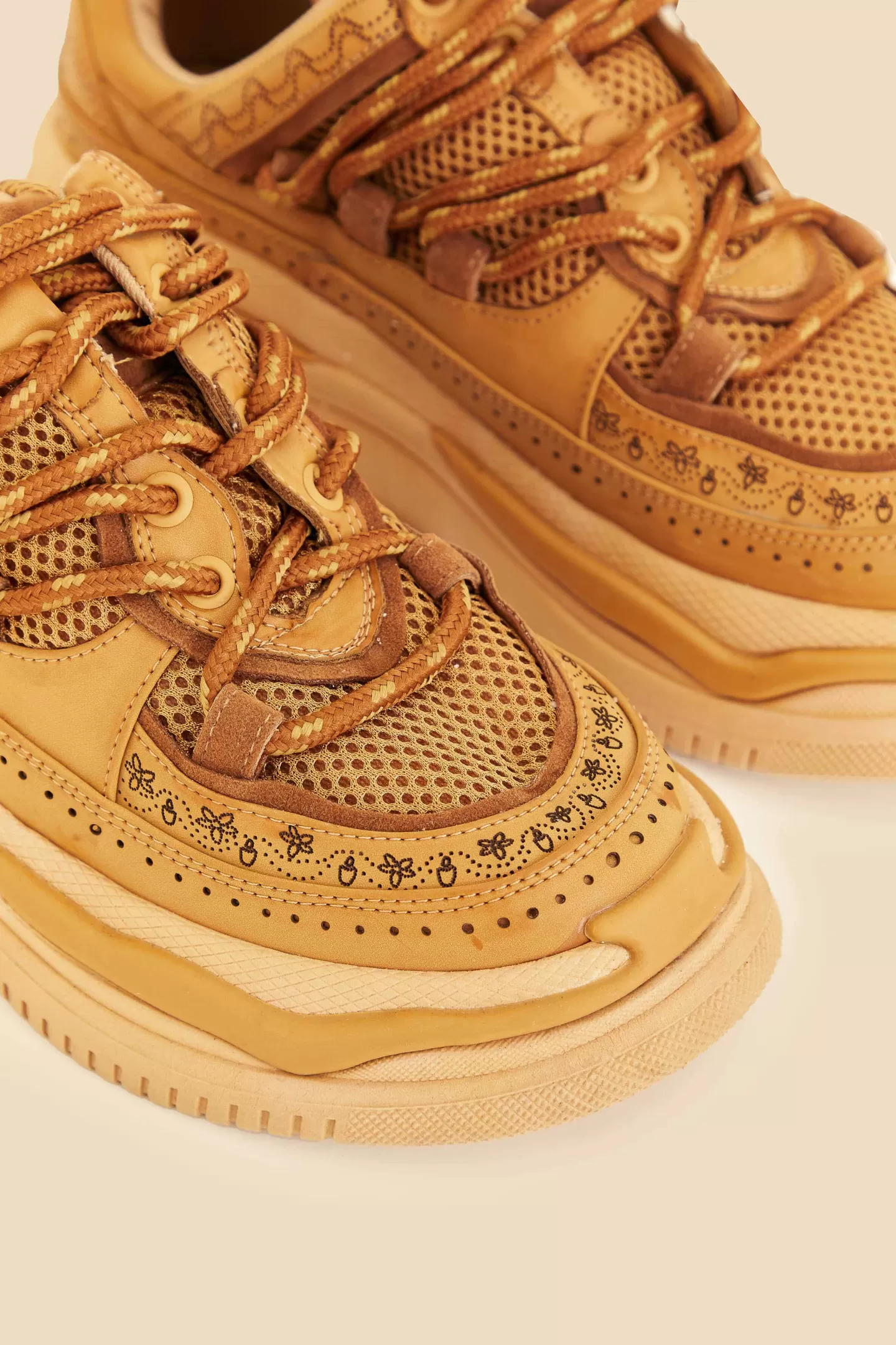 FARM Rio  CARAMEL SNEAKER