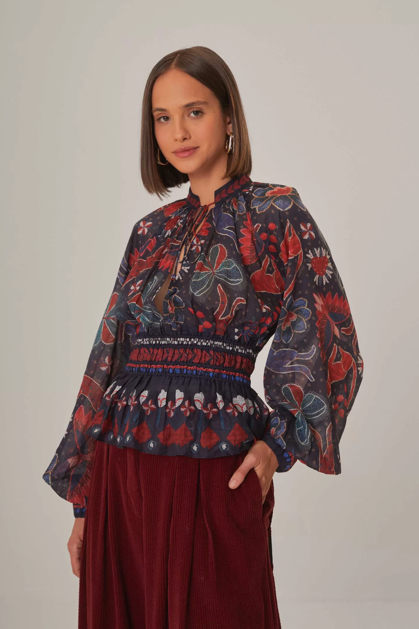 FARM Rio  DARK BLUE TROPICAL SHINE V NECK BLOUSE