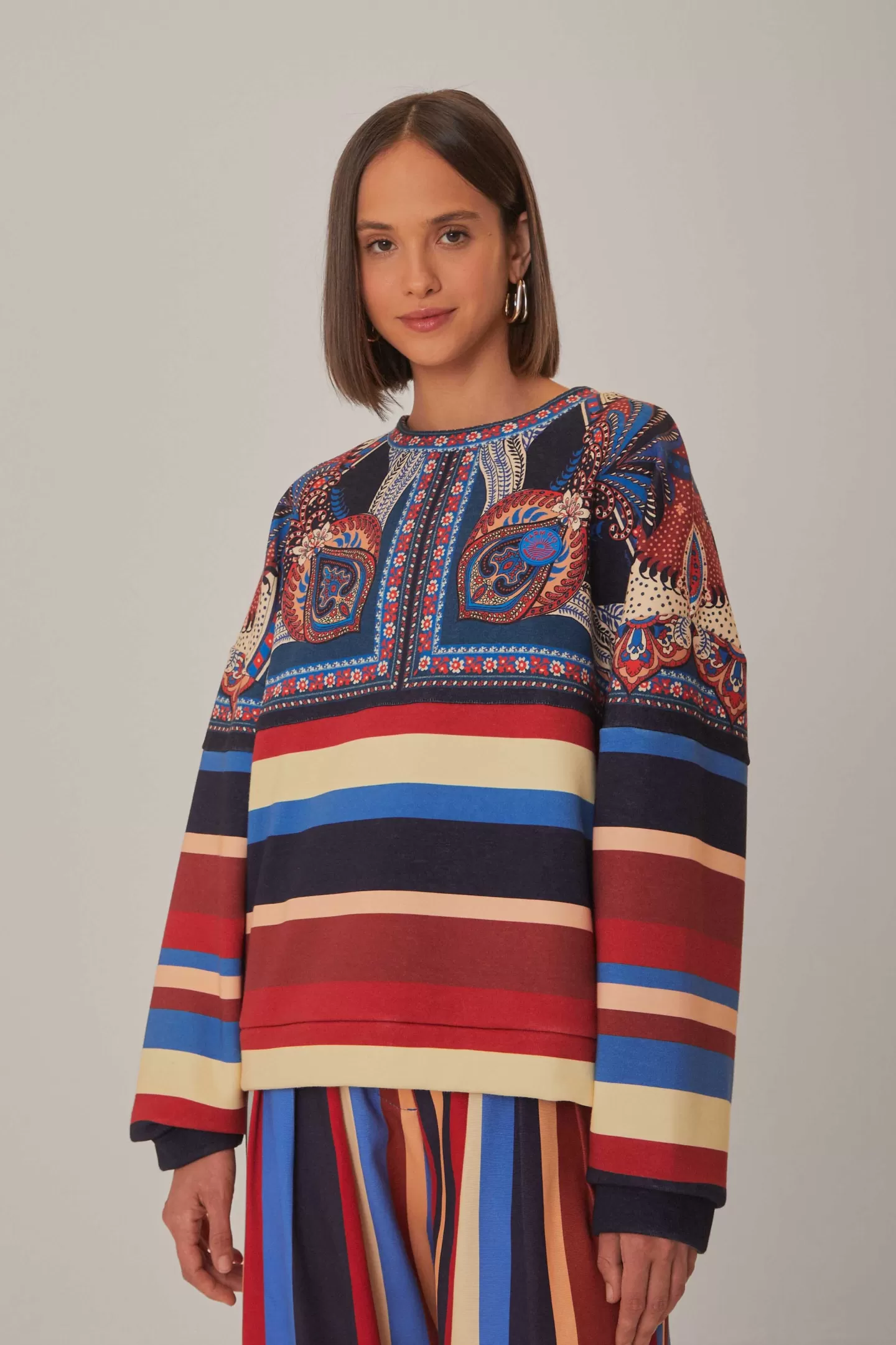 FARM Rio  ENERGY SCARF MIXED PRINT SWEATSHIRT