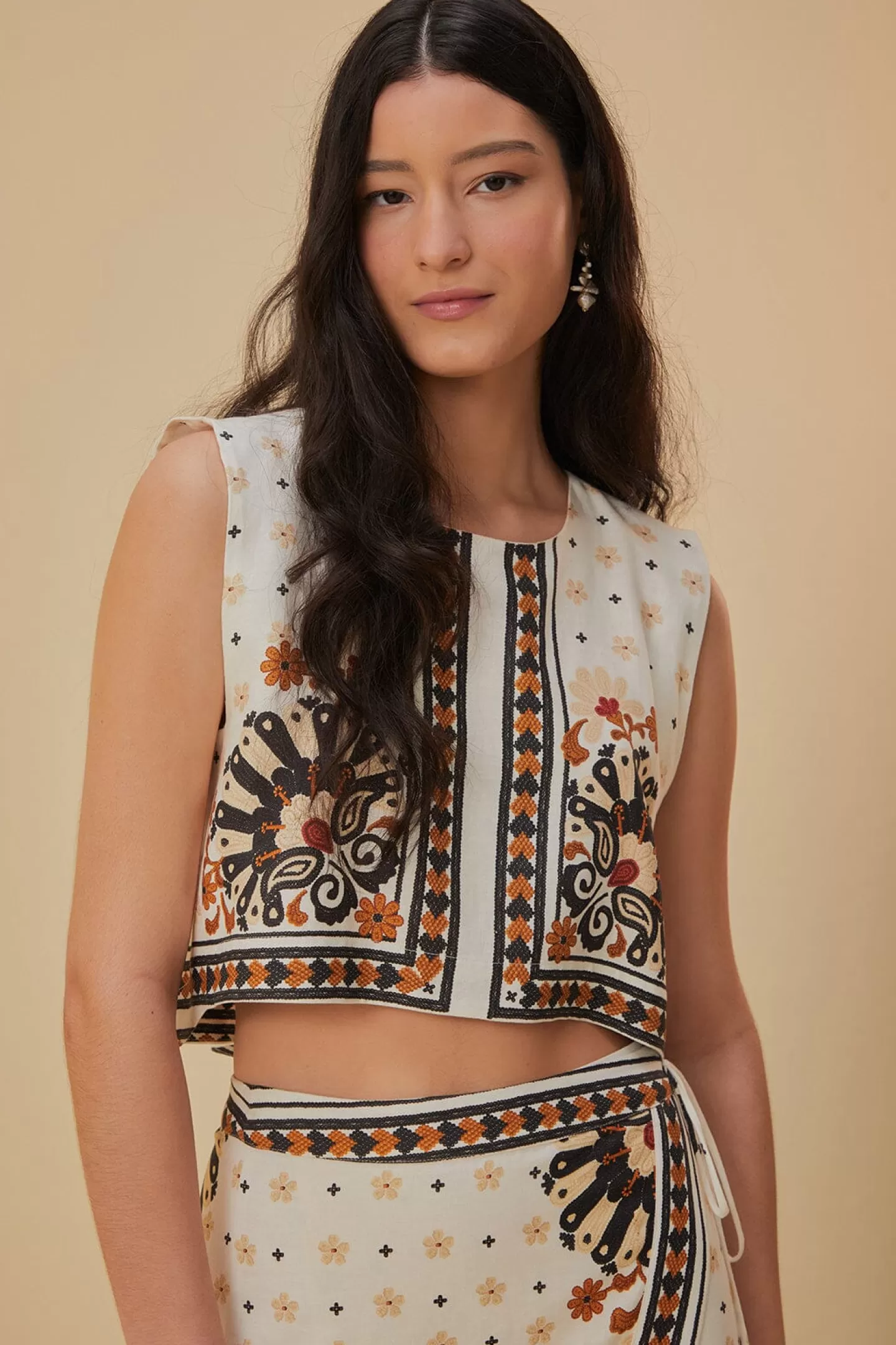 FARM Rio  FLOWER FAN TAPESTRY OFF-WHITE CROPPED
