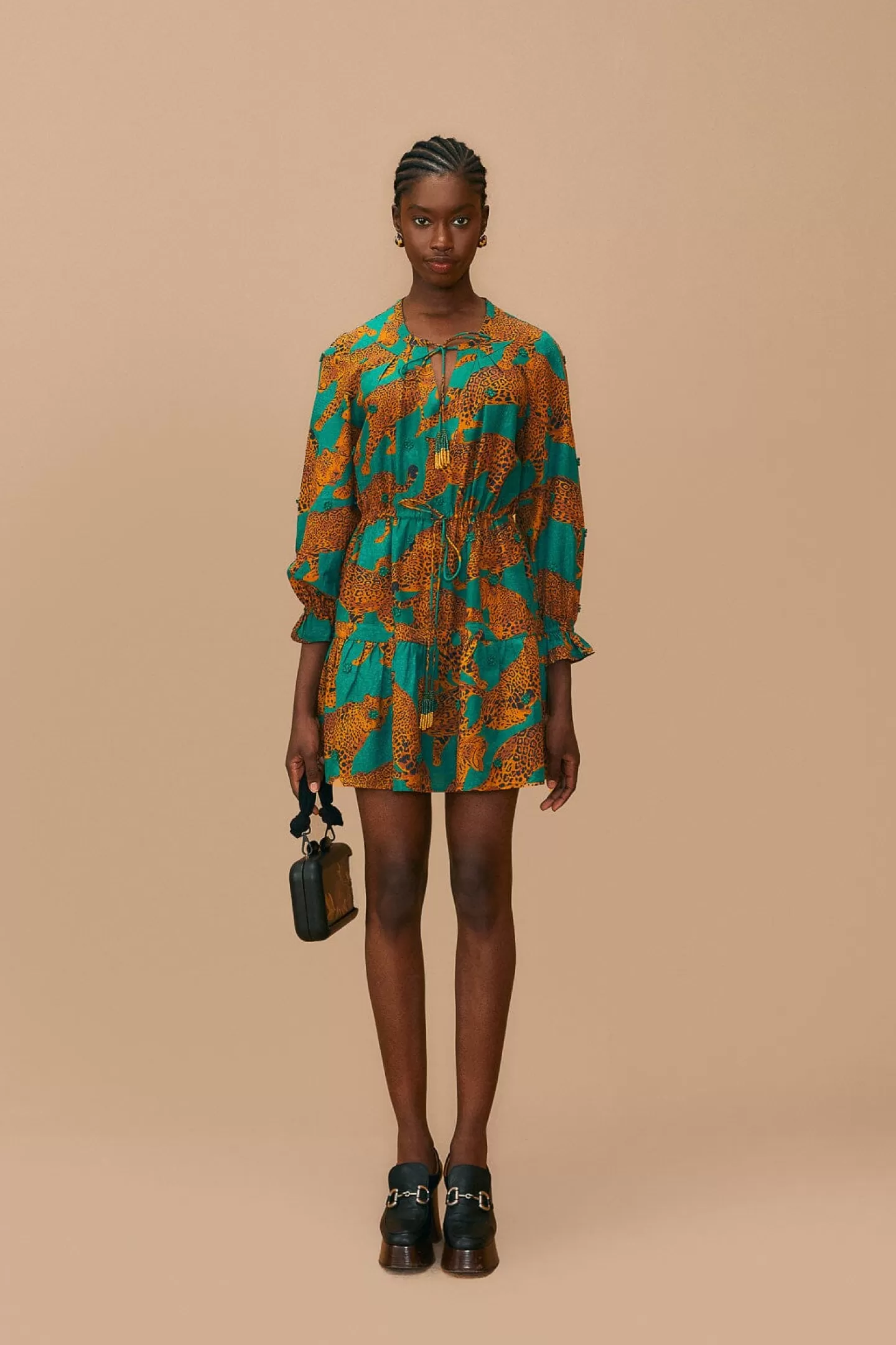 FARM Rio  GREEN ARTSY LEOPARDS LONG SLEEVE MINI DRESS