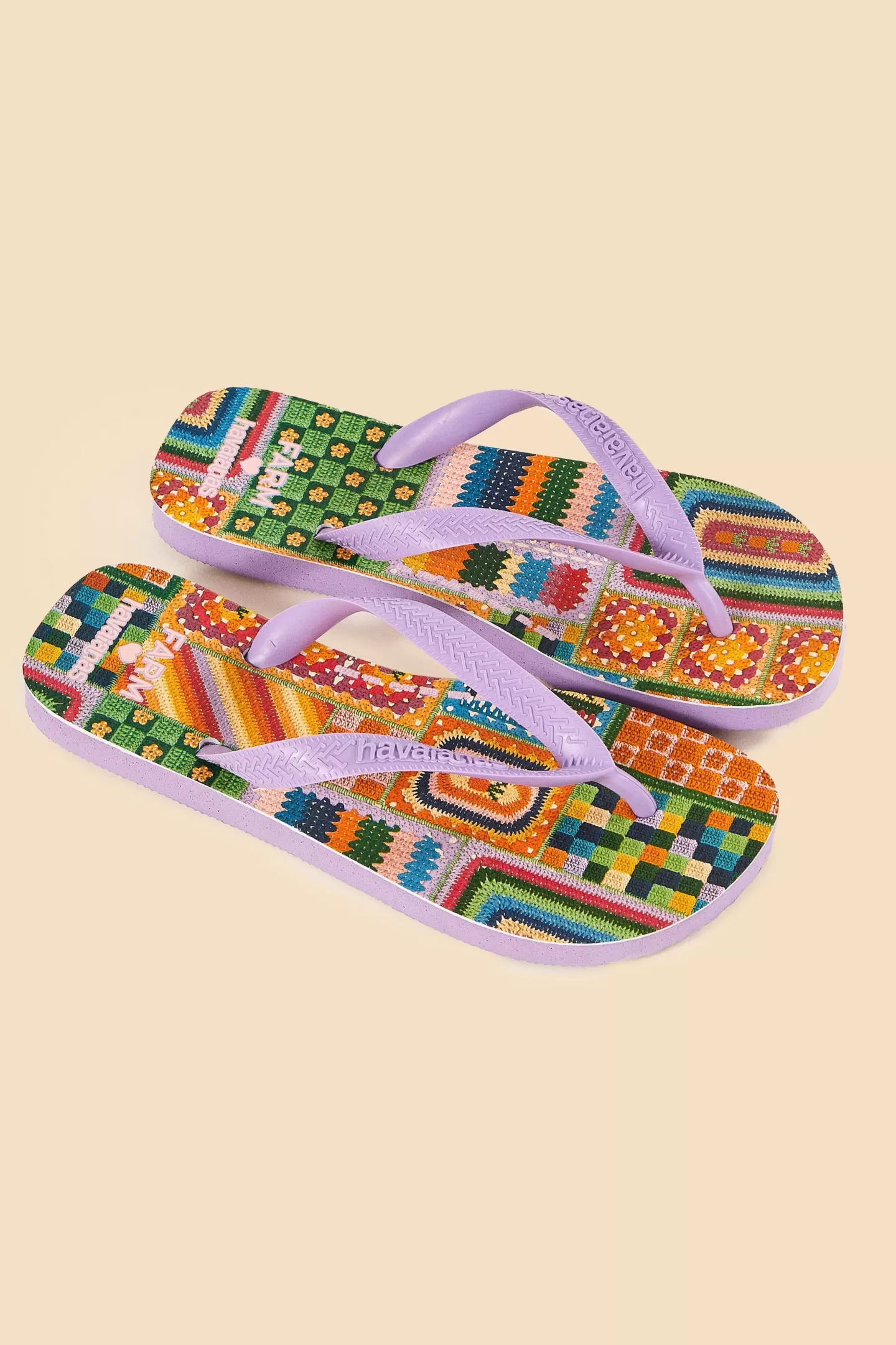 FARM Rio  MIXED CROCHET HAVAIANAS SANDALS
