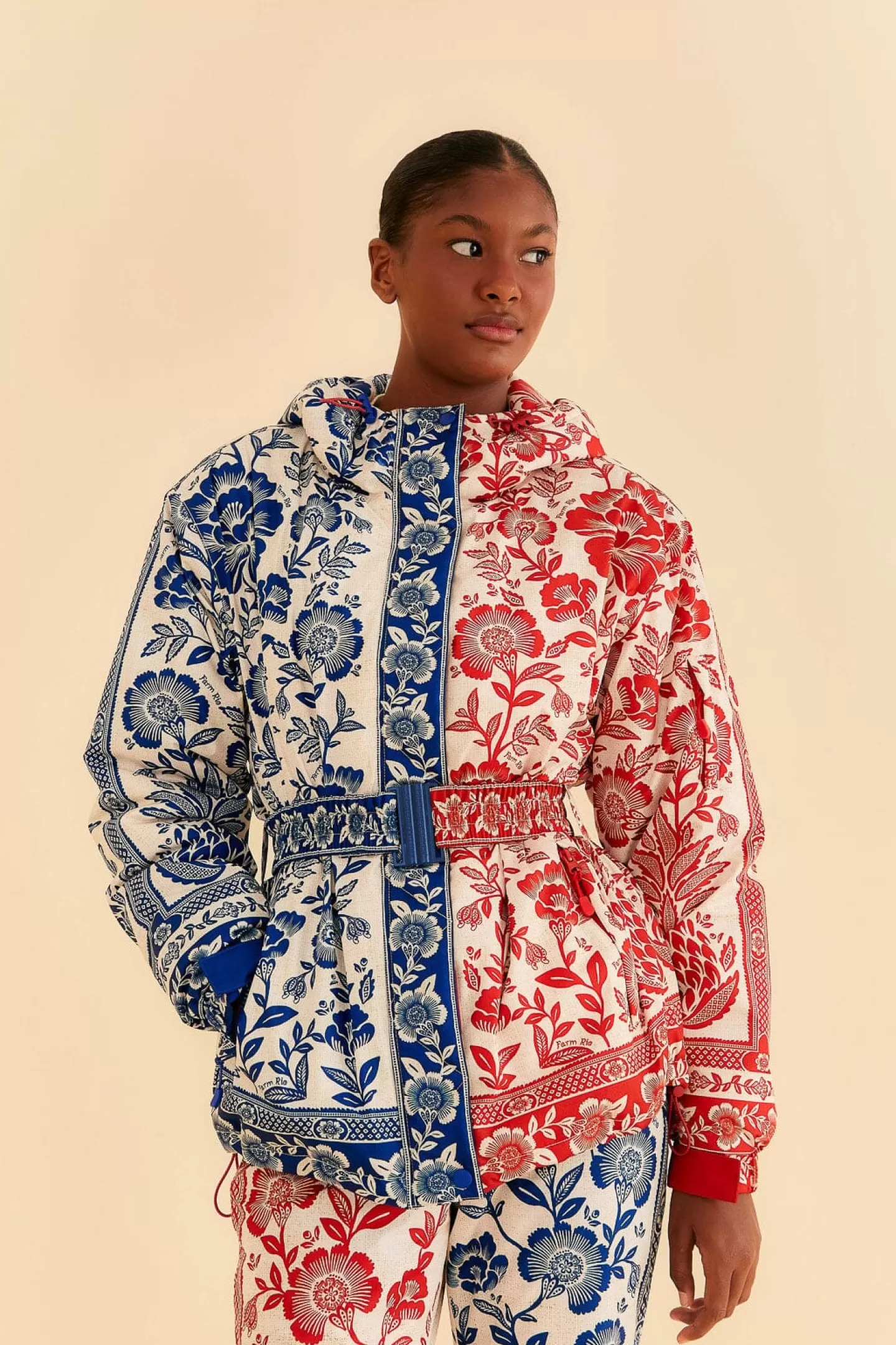 FARM Rio  MIXED PINEAPPLE GARDEN SKI JACKET