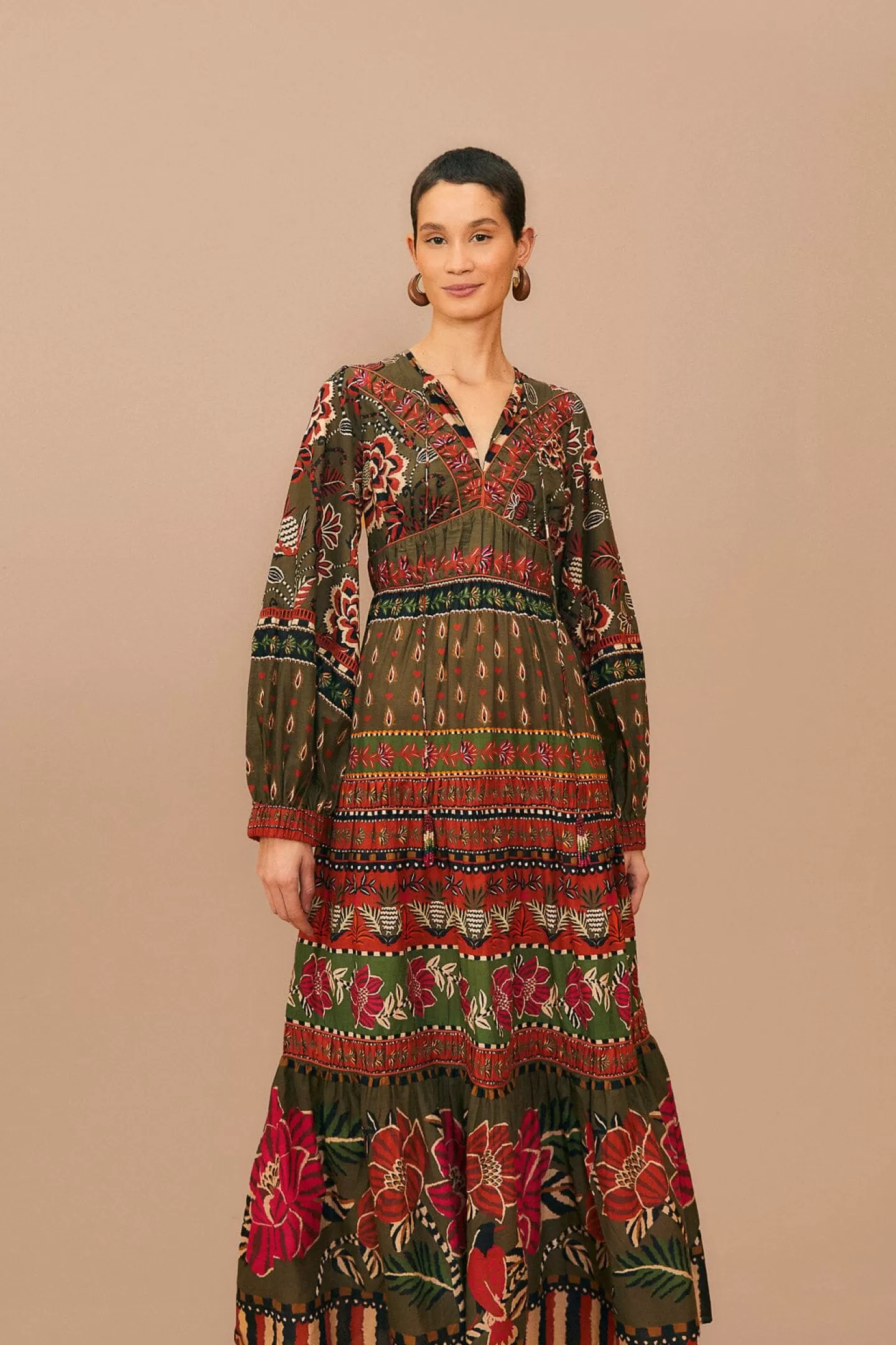 FARM Rio  MULTICOLOR AINIKA FLORAL GARDEN MAXI DRESS