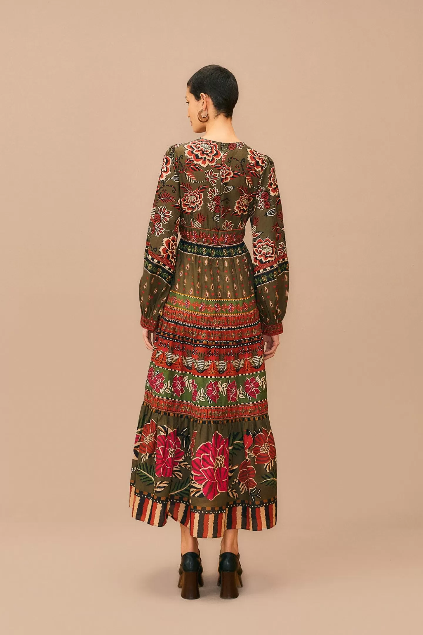 FARM Rio  MULTICOLOR AINIKA FLORAL GARDEN MAXI DRESS