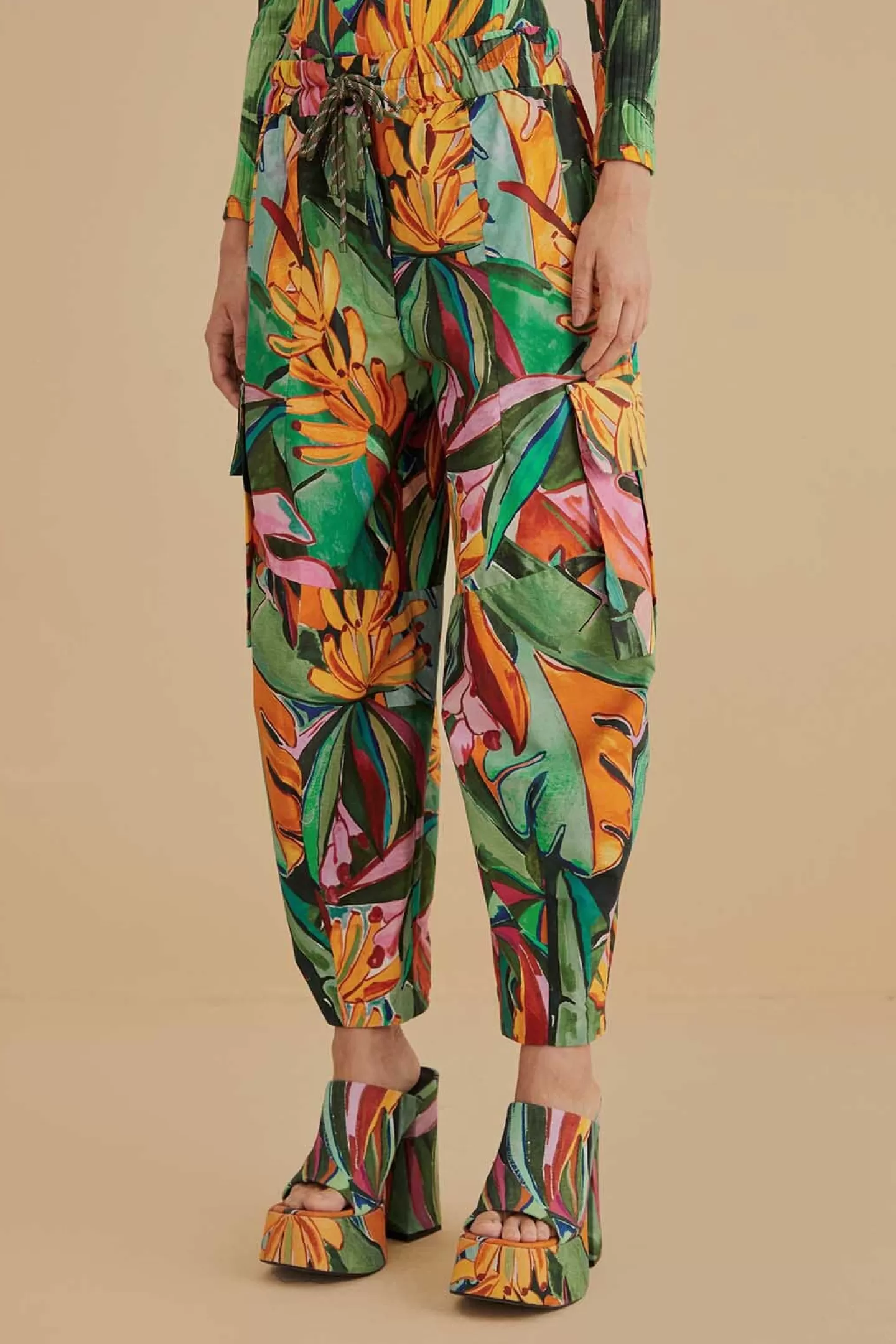 FARM Rio  MULTICOLOR BANANA FOLIAGE PANTS