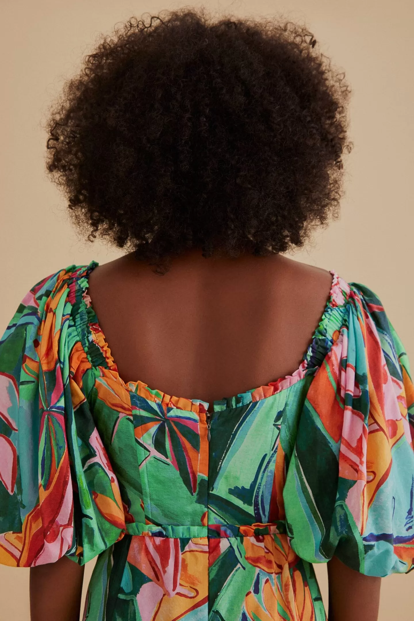 FARM Rio  MULTICOLOR BANANA FOLIAGE PUFF SLEEVE MIDI DRESS