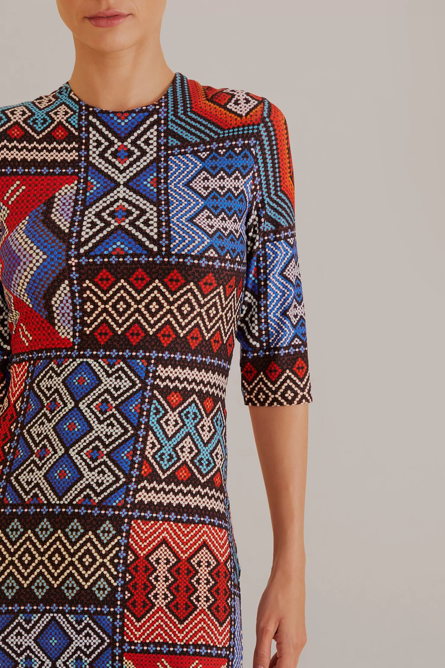 FARM Rio  MULTICOLOR RAUTI SHORT SLEEVE MIDI DRESS