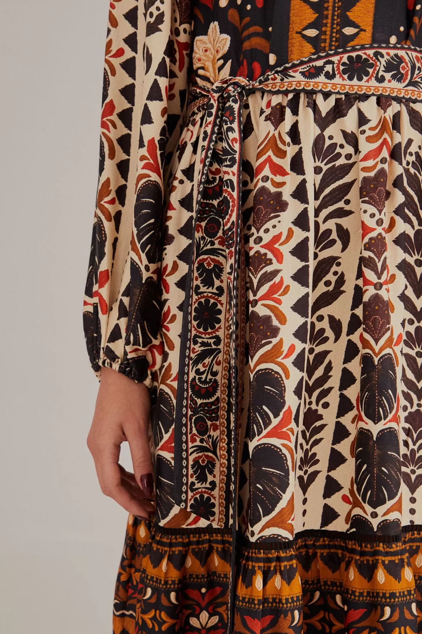 FARM Rio  MULTICOLOR TAPESTRY GARDEN HIGH NECK MIDI DRESS