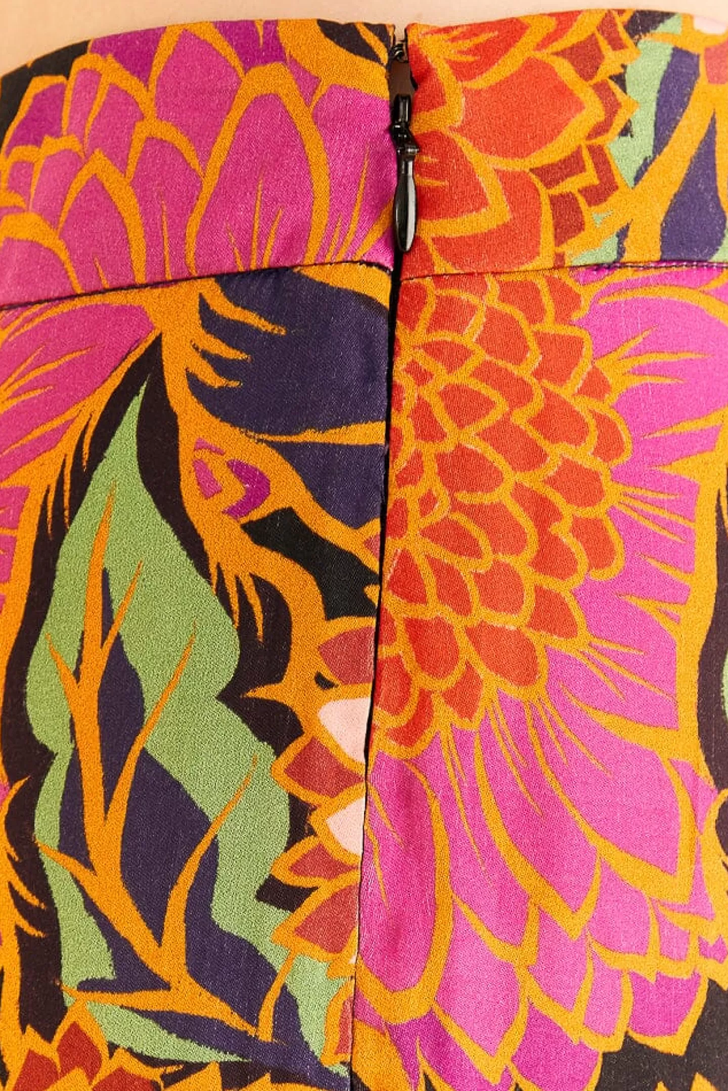 FARM Rio  MULTICOLOR VINTAGE GARDEN SATIN FLARE PANTS