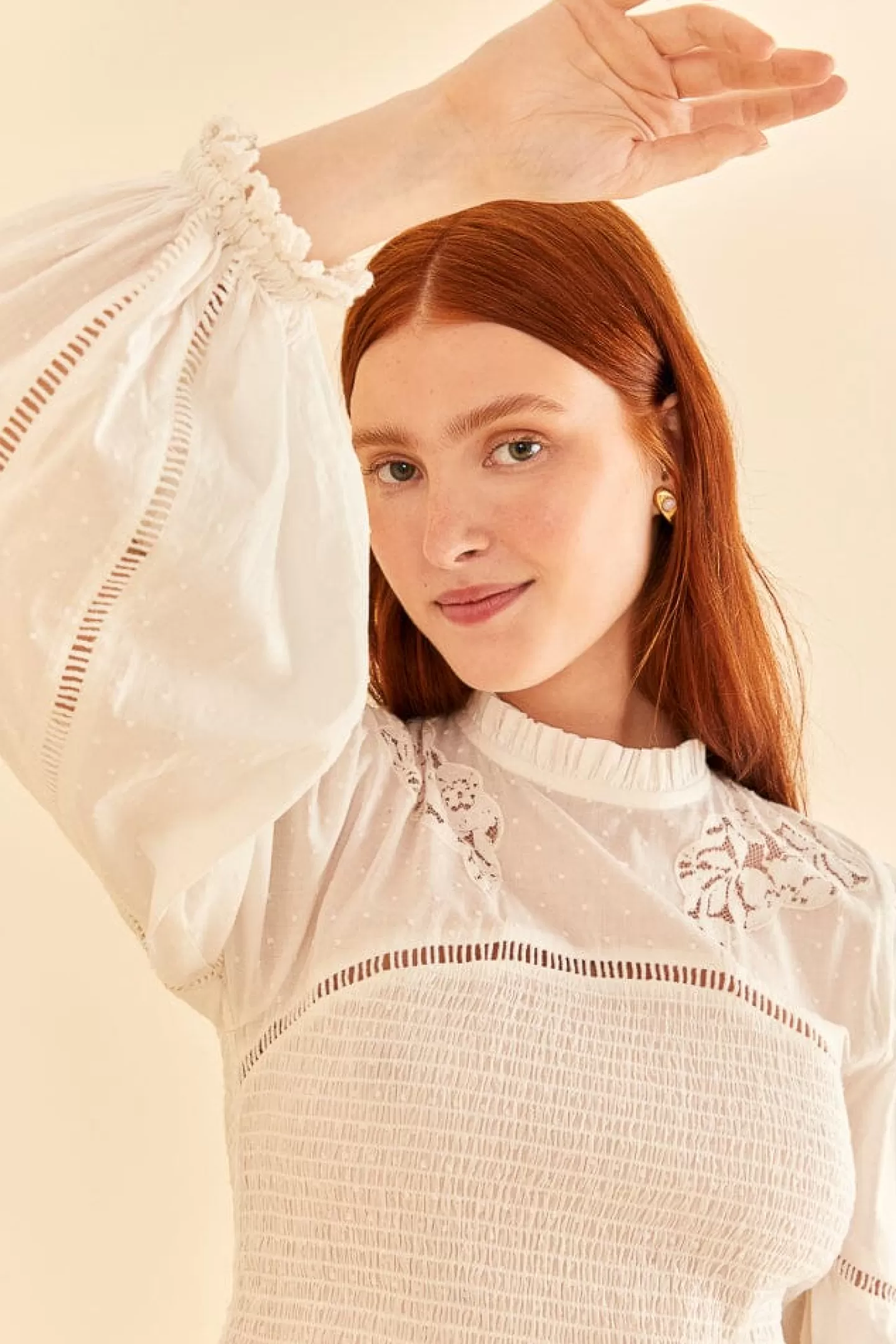 FARM Rio  OFF-WHITE SMOCKED BLOUSE