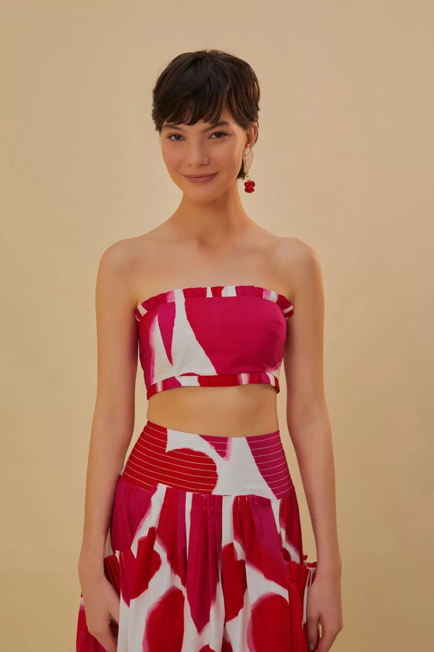 FARM Rio  PAINTED HEARTS SLEEVELESS TOP