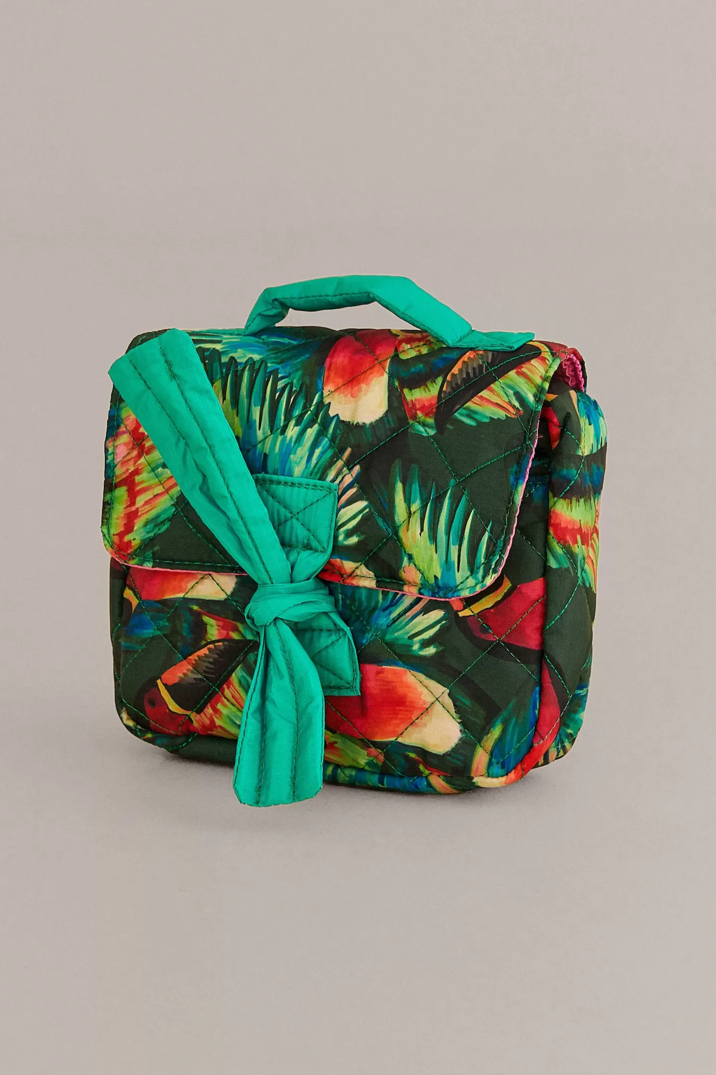FARM Rio  PAINTED TOUCANS CARRY THE SUN POUCH