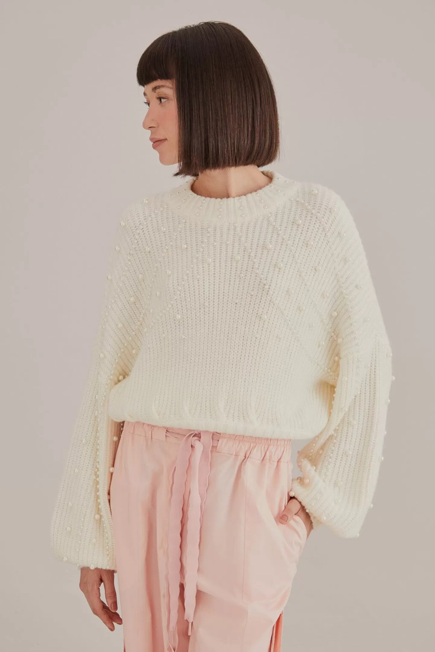 FARM Rio  PEARL EMBROIDERED BUBBLE SWEATER