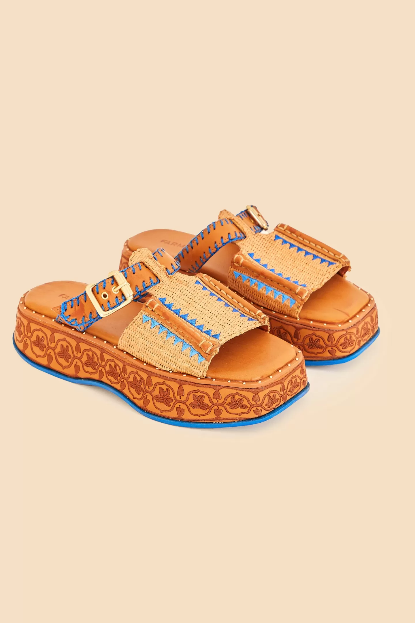 FARM Rio  RUST FLATFORM MULE