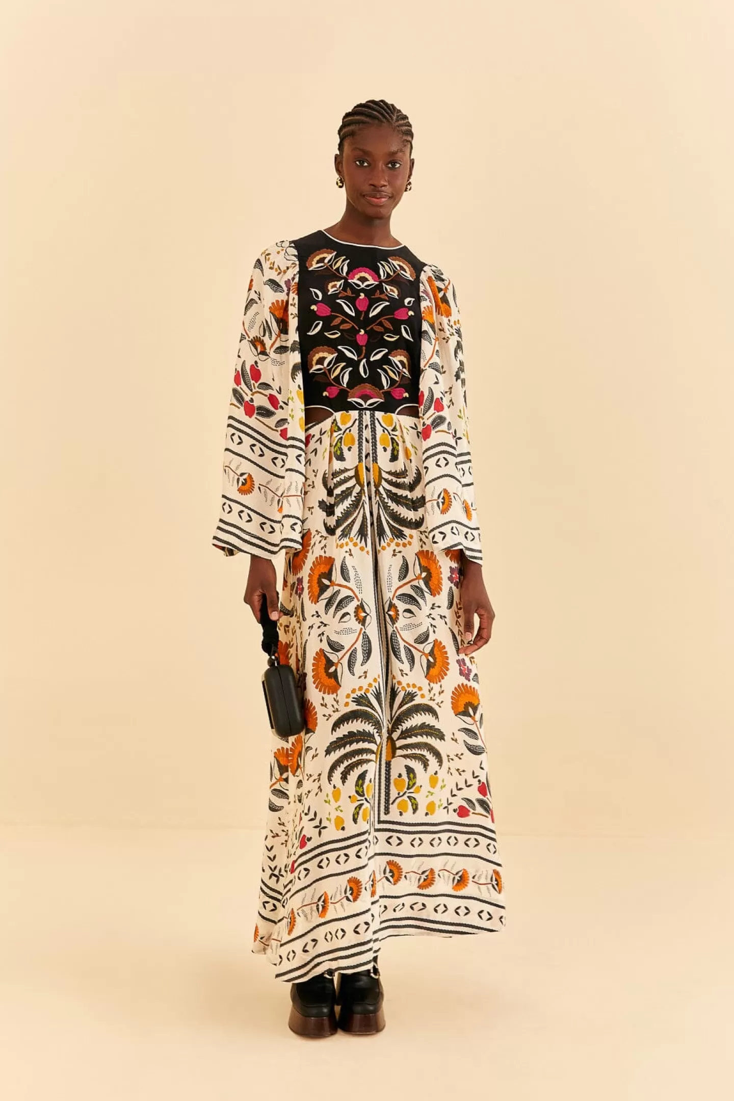 FARM Rio  SAND PALMS PARADISE EMBROIDERED CUT OUT MIDI DRESS