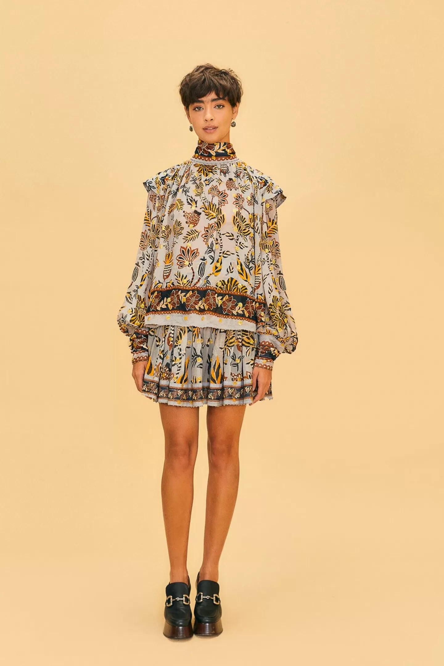 FARM Rio  SILVER FLORAL TAPESTRY LONG SLEEVE BLOUSE