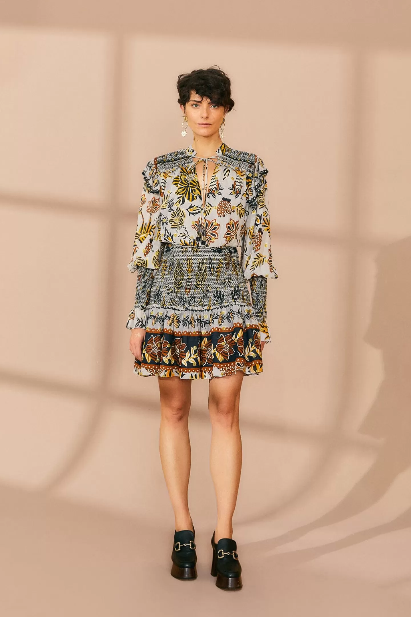 FARM Rio  SILVER FLORAL TAPESTRY MINI DRESS