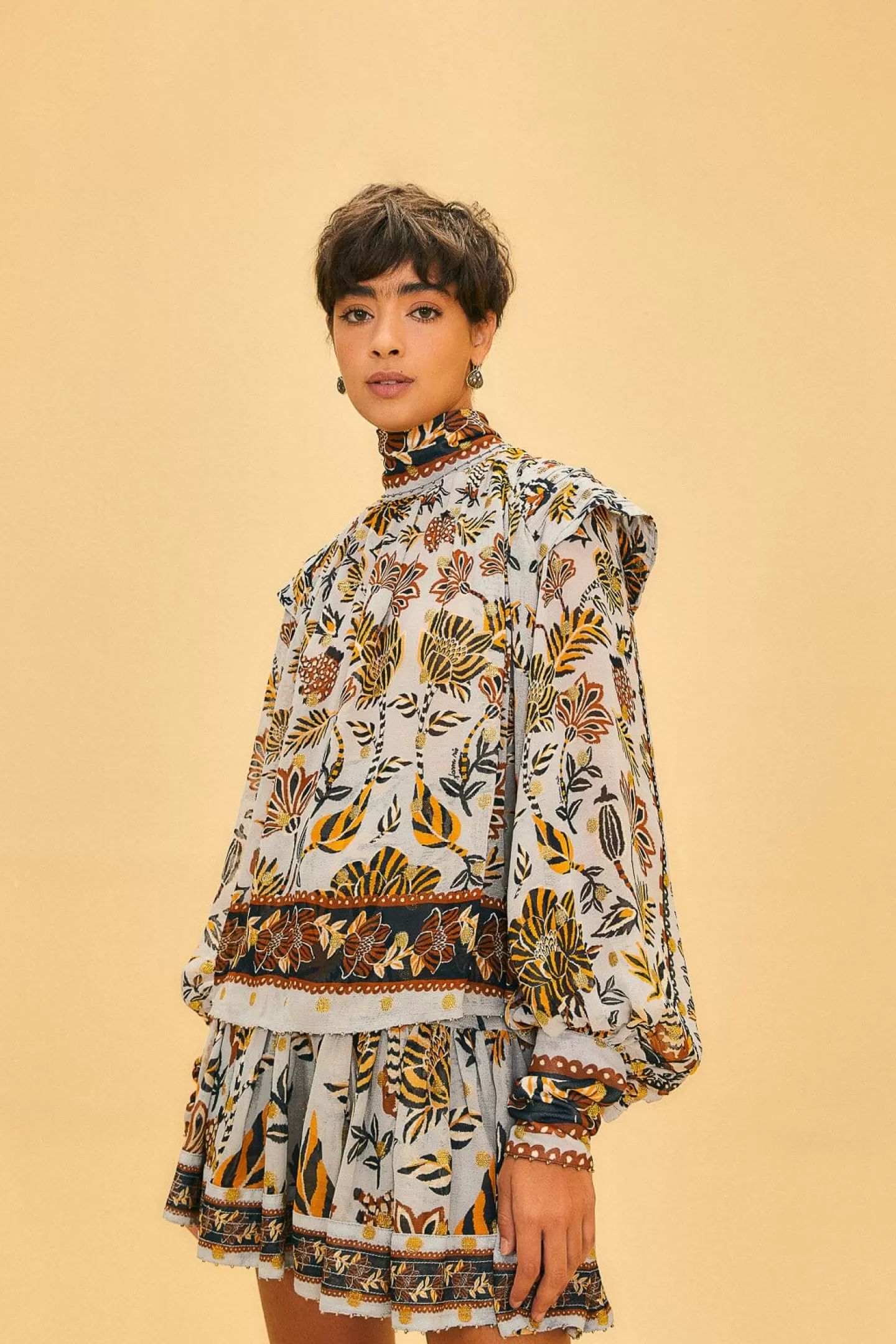 FARM Rio  SILVER FLORAL TAPESTRY MINI SKIRT