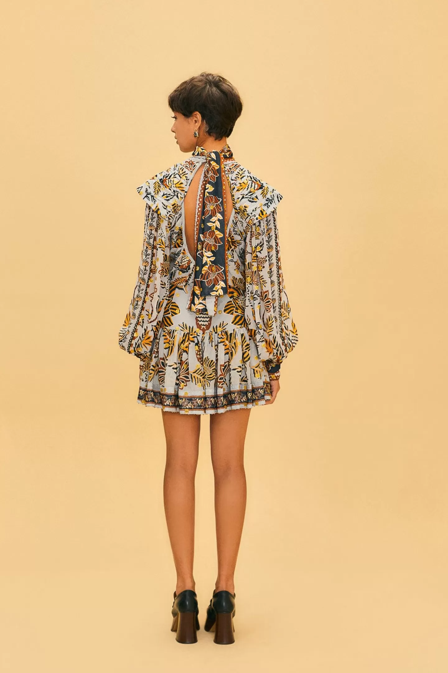 silver_floral_tapestry_mini_skirt_195558.webp FARM Rio  SILVER FLORAL TAPESTRY MINI SKIRT