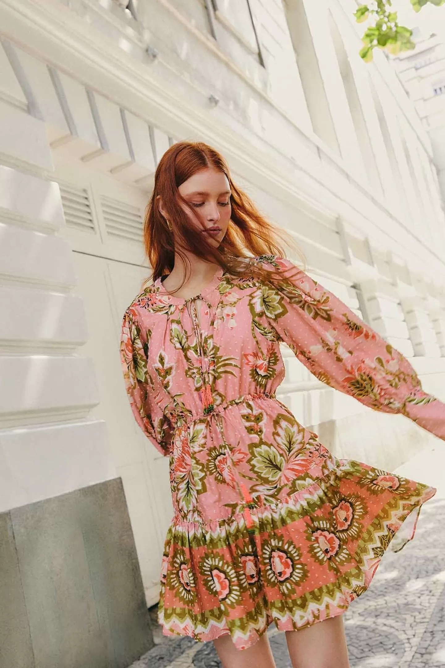 FARM Rio  SOFT PINK AURA FLORAL MINI DRESS