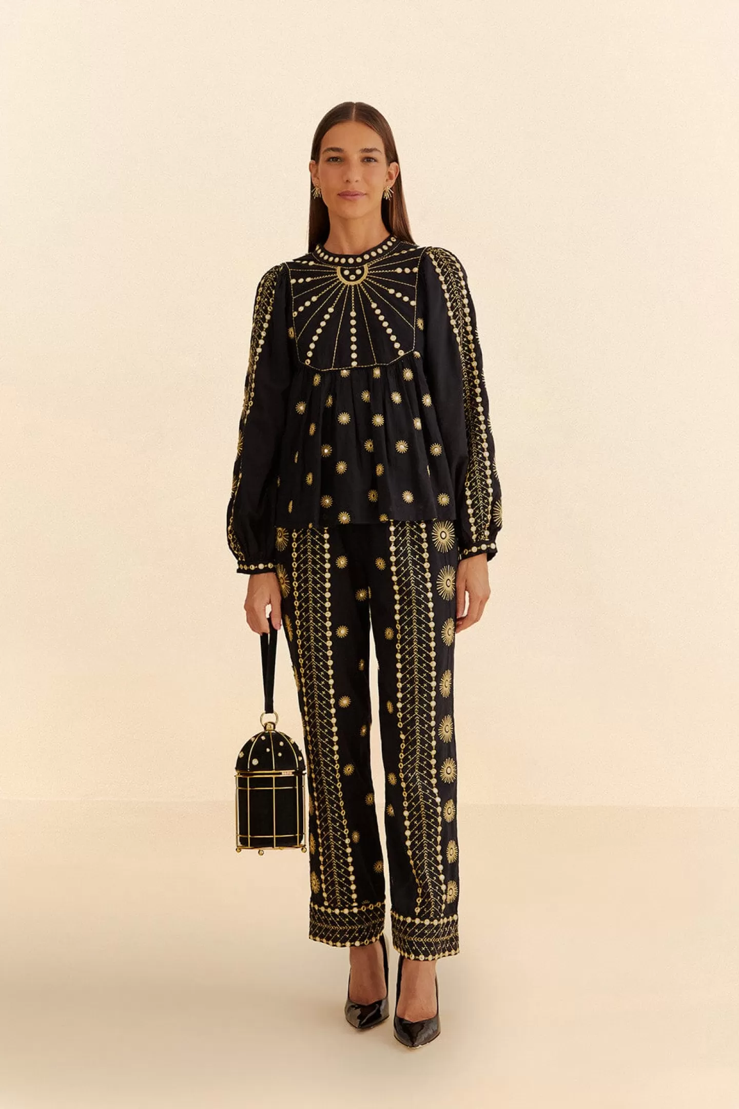 FARM Rio  SUN EMBROIDERED BLOUSE