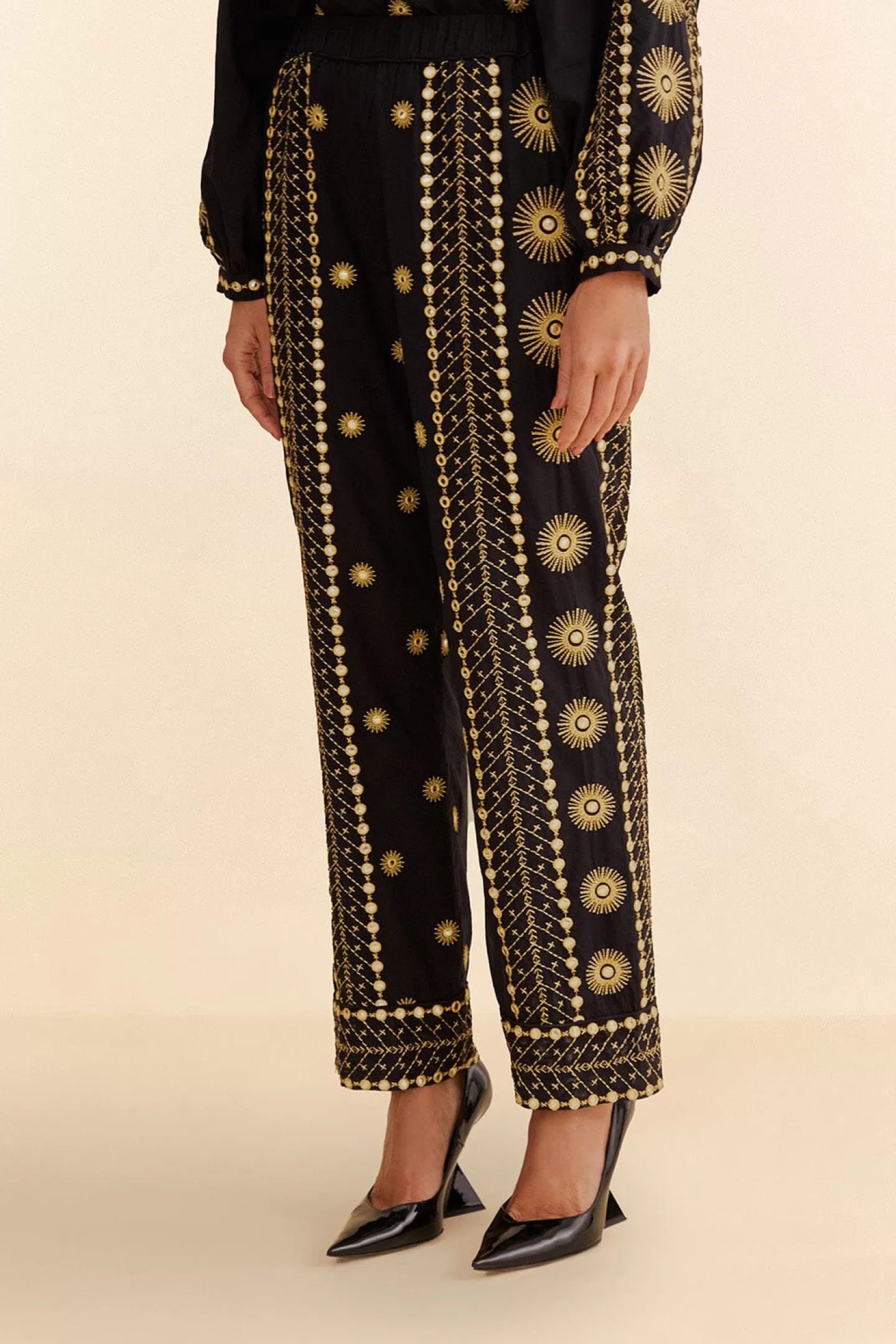 FARM Rio  SUN EMBROIDERED PANTS